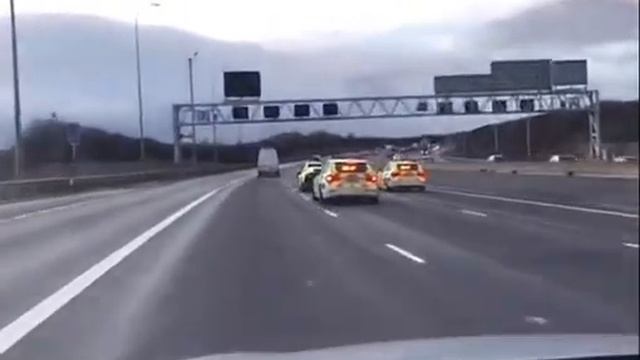 UK police smart af 🇬🇧