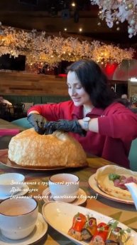 Вы видели эти огромные чебуреки?