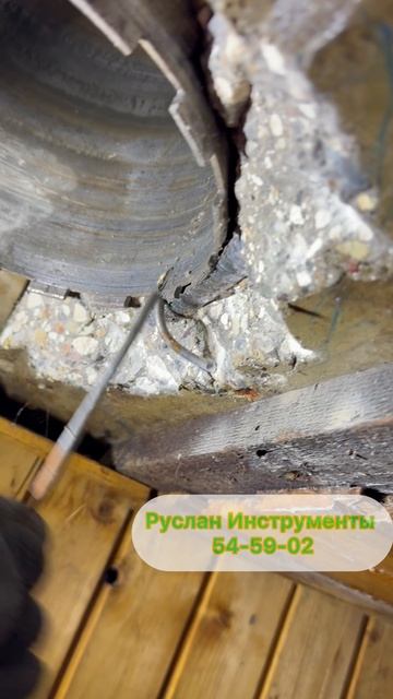 Один из примеров. Почему мы не приезжаем в чётко время по договорённости .