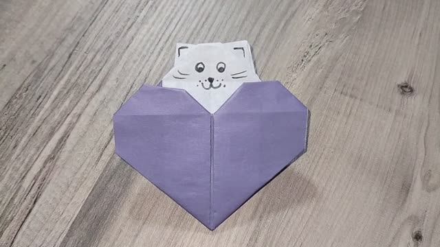 Оригами. Котик с сердечком из бумаги. Поделки из бумаги.