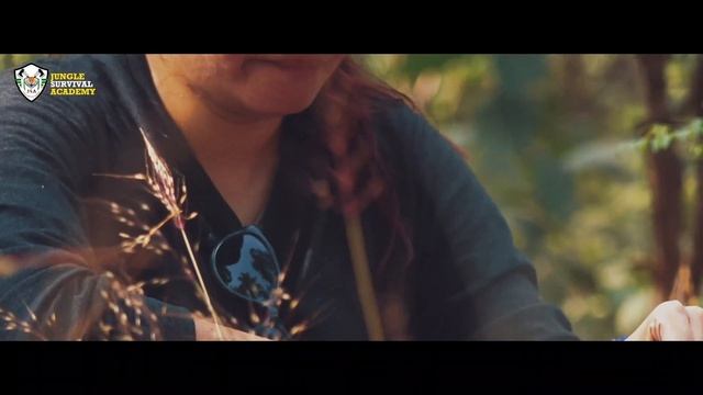 Lone Lady Warrior – Survived Like A Pro At Jungle Survival