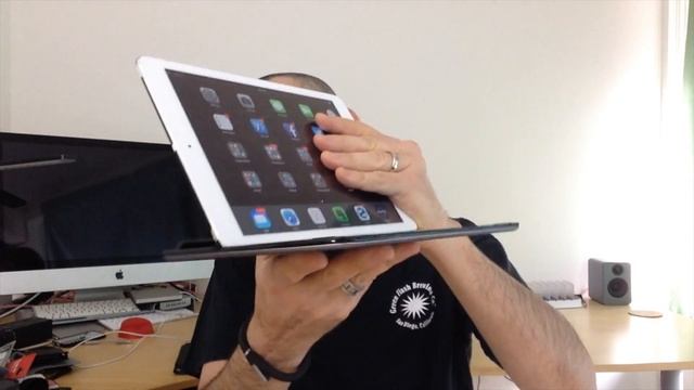 Logitech Ultrathin Keyboard Cover for the iPad Air Video Review
