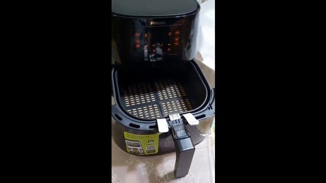 Review Philips HD9270 Essential Airfryer XL. Rapid Air Technology. 1.2kg, 6.2L Capacity. Safety Mar