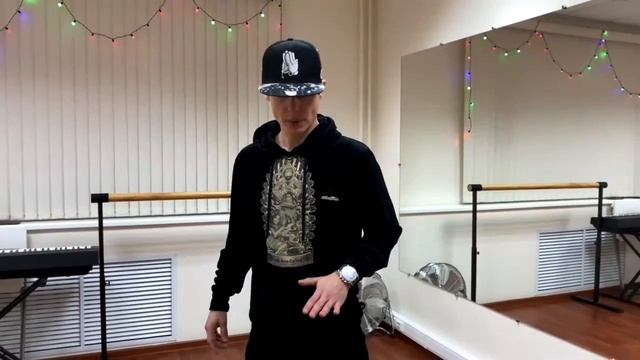 Xoxlove базовые движения (step back)