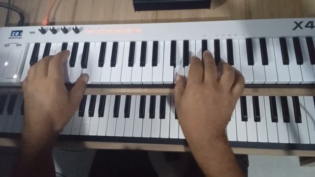 Mini teclado arranjador com Mini plus X4