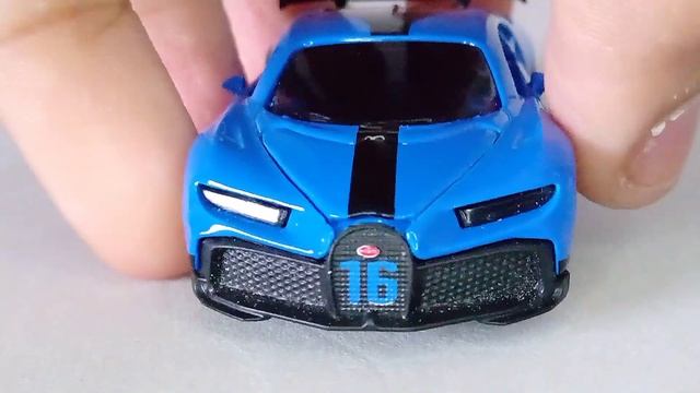 Análise da Bugatti Chiron Pur Sport(Majorette)