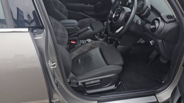 MINI HATCH COOPER 1.5 COOPER 5d 134 BHP