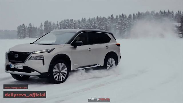 2024 Nissan X-Trail | Nissan e-4ORCE Technology | Driving Dynamics Footage !