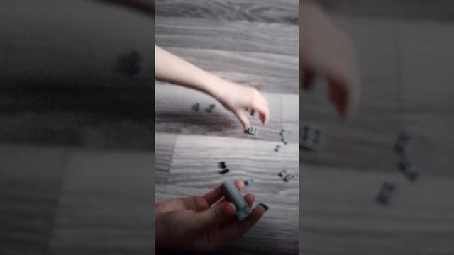 построил мини грузовик из lego