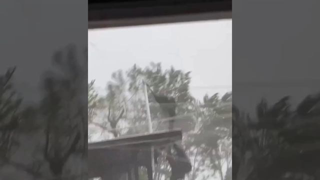 Тайфун "Кратон" на юге Тайваня (3.10.2024).