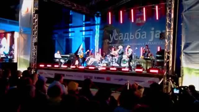 Усадьба Джаз 06.06.2010. Аркадий Шилклопер, Trilok Gurtu и SymFusion Orchestra,