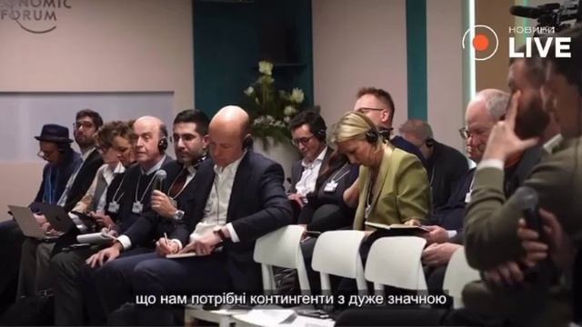Украине необходимо не менее 200 тысяч миротворцев

Об этом заявил президент страны Владимир Зеленски