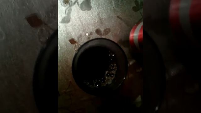 Тролим брата кола с кофе