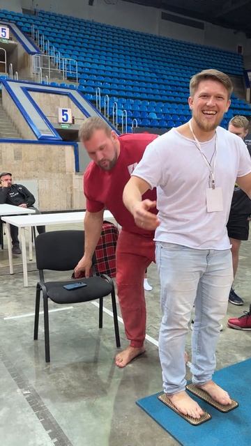 Не надо так делать    тело способность на многое   но нужна тренировка