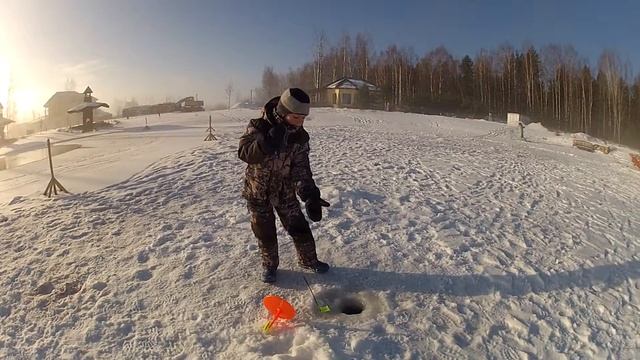 Ловля форели на Форелево-осетровом пруду 25.02