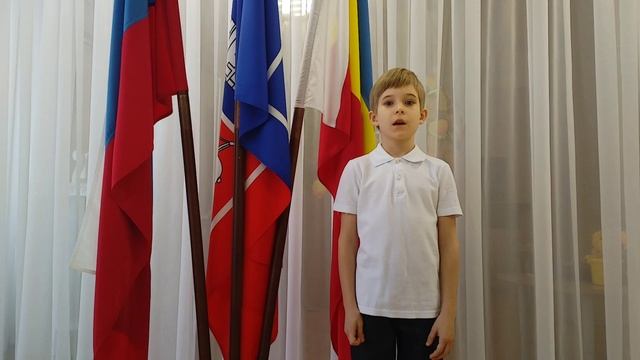 Стихотворение А.Твардовского.Читает Плотников Никита группа 25
