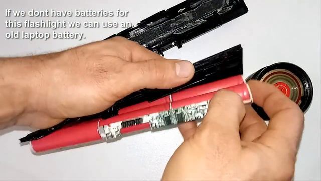 Review XLightFire 28000 LM Super Bright 11 x CREE XM-L T6 LED Flashlight