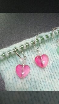 маркеры для вязания с акриловыми сердечками