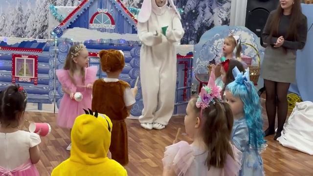 Мы встречаем Новый год! 7 группа