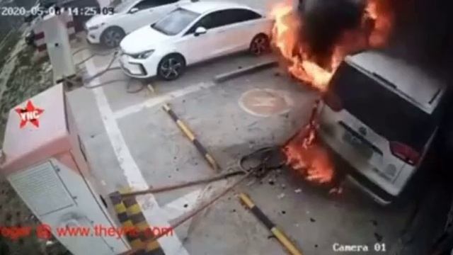 Возгорание во время зарядки батареи🔋