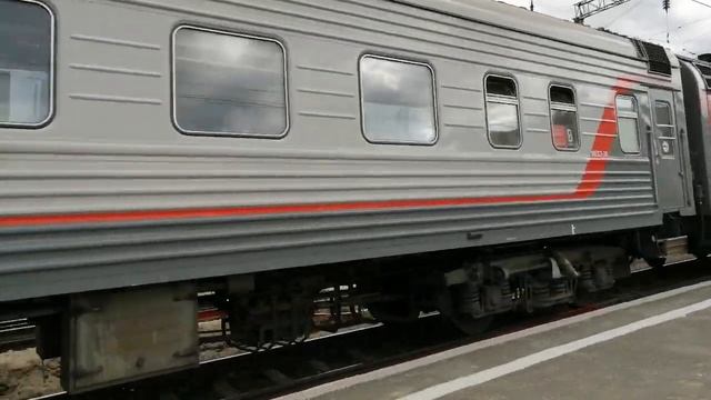 ЭП1-289,отправляется со станции Апатиты с поездом №244,сообщением Ярославль - Мурманск, 8.06.2020г!