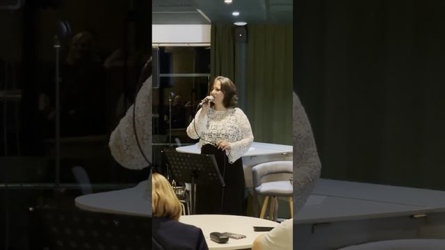 Белая ночь исп. В. Оксюта