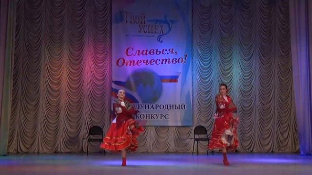 Детский танцевальный коллектив "Родничок", т. "Удалые казачки".
