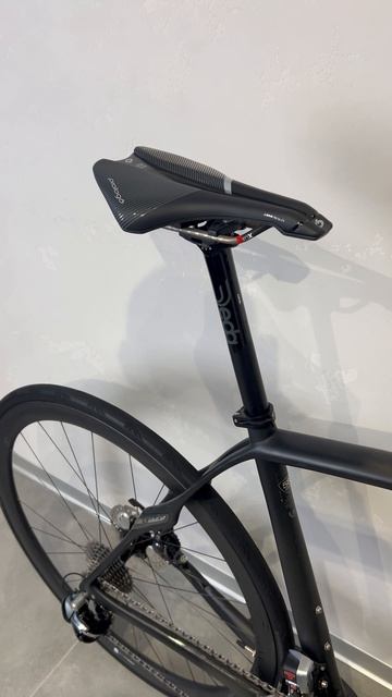 Specialized S-Works Roubaix SL4 Disc Di2