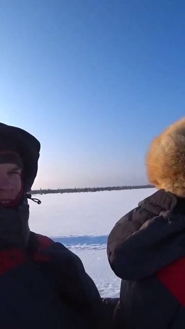Покатушки на снегоходе! Едем за крупными окунями!