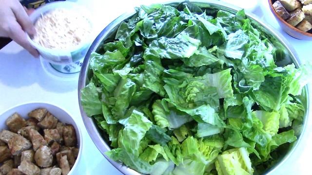 Best Caesar Salad Recipe//Easy//Vegan