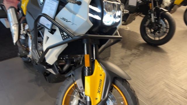 QJ SVT650X желтый