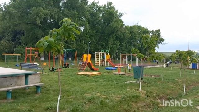 Участок 6,2 сот.в пос.Уташ рядом с виноградниками. ЦЕНА 1 млн.400 тыс. 8 910 647 06 14 Тамара