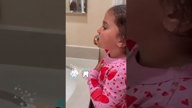 Kids are having so much fun brushing their teeth  #short #shorts #youtubeshorts #shortkids