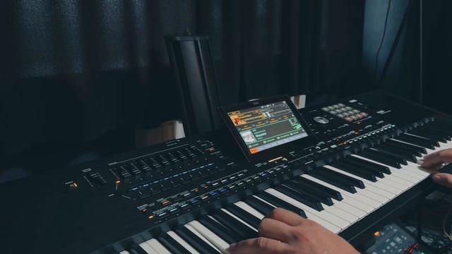 Заводная музыка на синтезаторе Korg Pa5x