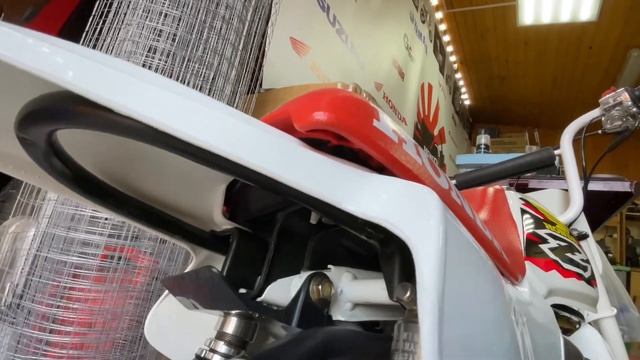 Honda z50r завершение проекта не получилось пришлось заменить двигатель.