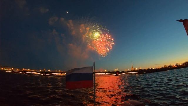 Салют на 9 мая с нашего кораблика