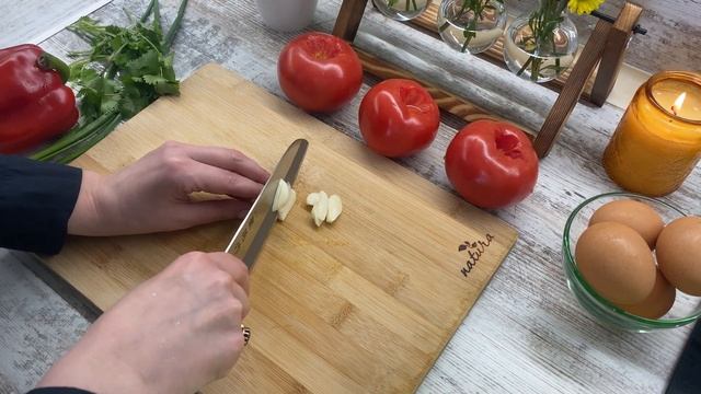 My wife and I decided to have a challenge to see who has the tastiest shakkshuka!The best breakfast