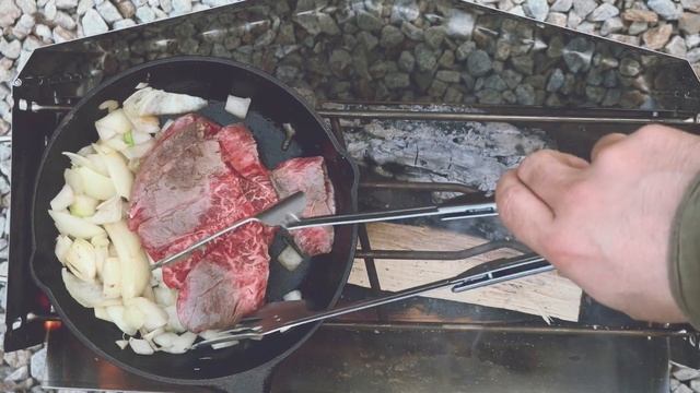 힐링캠프 22박 • 조리하기 딱 좋은 새 화로대로 직화구이 먹으며 힐링 •  마키그릴 & 헬리녹스 코트 라지 컨버터블 야전침대 사용해보기 • 나홀로캠핑