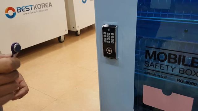 [방역/살균/보관함] cell phone  Explanation of password change for Keypad as Door lock from REGEN-I