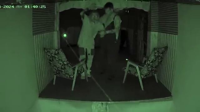 Проходим СТРАШНЫЙ КВЕСТ БЕЗ СЛУХА **В полной темноте**