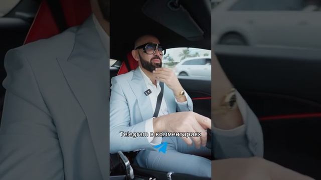 Почему Николай Василенко всегда ходит в шапке?
