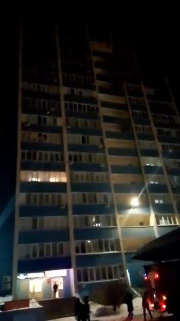 Здравствуйте, загорелся щиток в доме в мжк. Всех жителей эвакуировали
