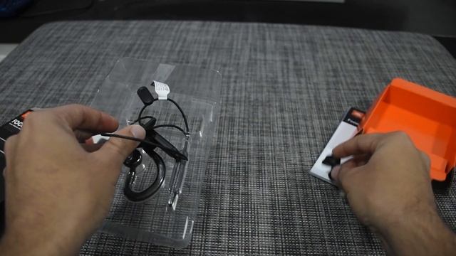Unboxing JBL Focus 500 Bluetooth Earphone