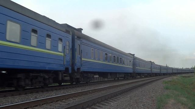 ТЭП70-0160 с поездом №213 "Сумы-Одесса"