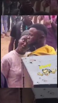 Когда уже не знаешь как намекнуть что любишь.