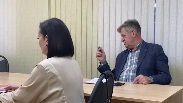 Замглавы Назарово Александр Гейнрих о контрактам