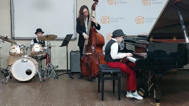 Thelonious Monk " Bolivar Blues "  /Севастьянов Дмитрий (солист/ф-но)
