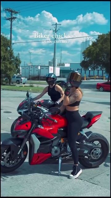 biker chicks