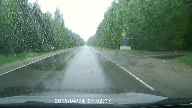 капли на лобовом после обработки антидождём #2