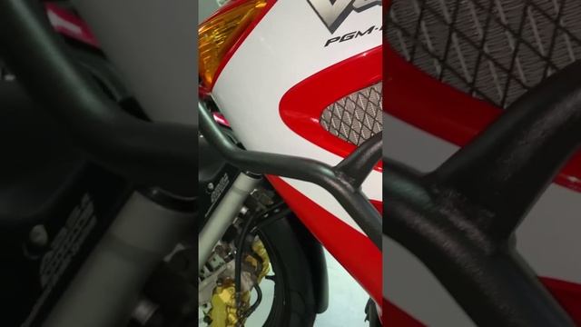 HONDA XL1000VA 2006 г. Красно-синий. 48500 пробег